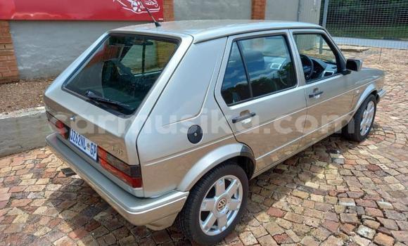 Nunua Ilio tumika Volkswagen Golf Fedha Gari ndani ya Beitbridge nchini Matabeleland Kusini