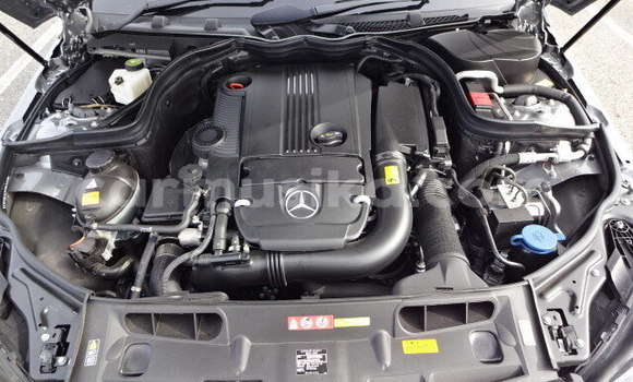 Acheter Occasion Voiture Mercedes-Benz C-Classe Gris à Harare, Harare Acheter Occasion Voiture Mercedes-Benz C-Classe Gris à Harare, Harare