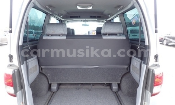 Acheter Occasion Voiture Toyota Regius Gris à Beitbridge, Matabeleland South Acheter Occasion Voiture Toyota Regius Gris à Beitbridge, Matabeleland South