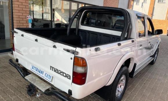 Nunua Ilio tumika Mazda B–series Nyeupe Gari ndani ya Beitbridge nchini Matabeleland Kusini Nunua Ilio tumika Mazda B–series Nyeupe Gari ndani ya Beitbridge nchini Matabeleland Kusini
