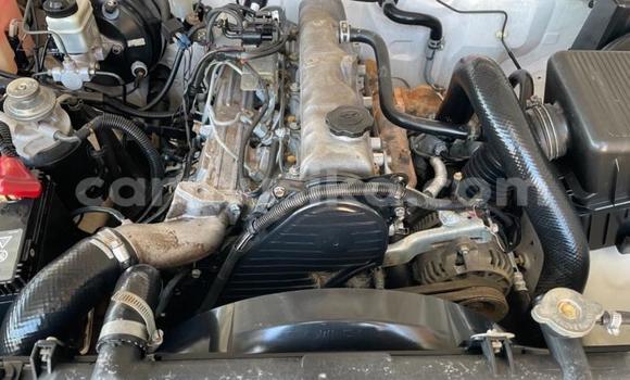 Nunua Ilio tumika Mazda B–series Nyeupe Gari ndani ya Beitbridge nchini Matabeleland Kusini Nunua Ilio tumika Mazda B–series Nyeupe Gari ndani ya Beitbridge nchini Matabeleland Kusini