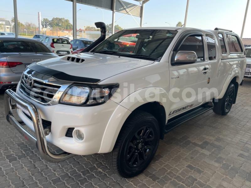 Big with watermark toyota hilux matabeleland south beitbridge 31170