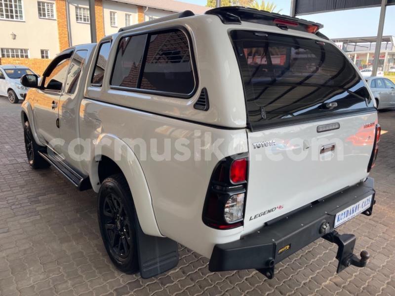 Big with watermark toyota hilux matabeleland south beitbridge 31170