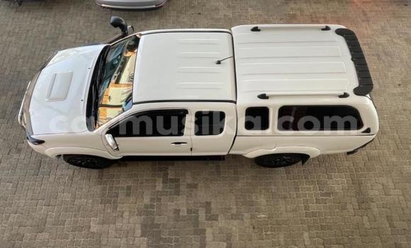 Buy Used Toyota Hilux White Car in Beitbridge in Matabeleland South Buy Used Toyota Hilux White Car in Beitbridge in Matabeleland South