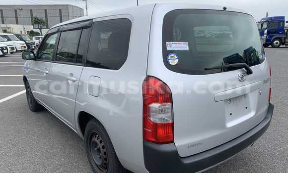 Buy Used Toyota Probox Silver Car in Beitbridge in Matabeleland South Buy Used Toyota Probox Silver Car in Beitbridge in Matabeleland South