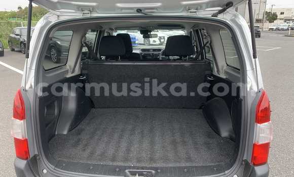 Buy Used Toyota Probox Silver Car in Beitbridge in Matabeleland South Buy Used Toyota Probox Silver Car in Beitbridge in Matabeleland South