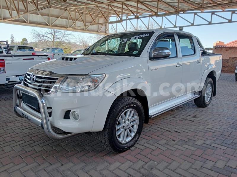 Big with watermark toyota hilux matabeleland south beitbridge 31176