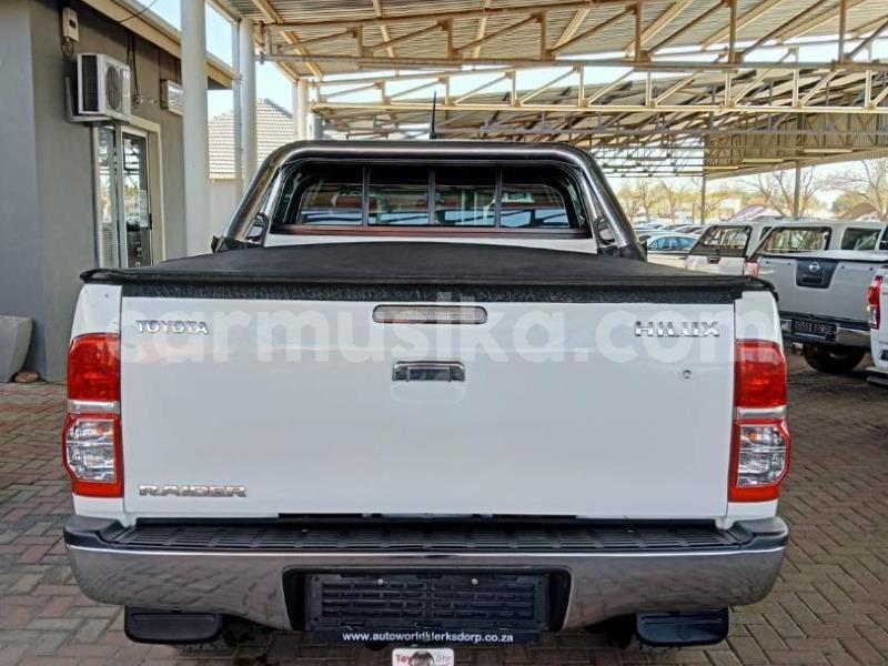 Big with watermark toyota hilux matabeleland south beitbridge 31176