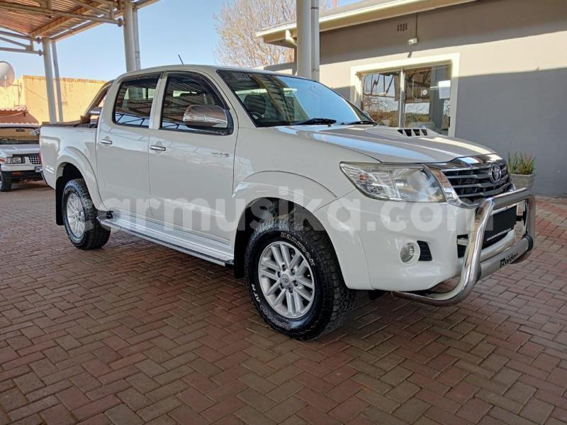 Big with watermark toyota hilux matabeleland south beitbridge 31176