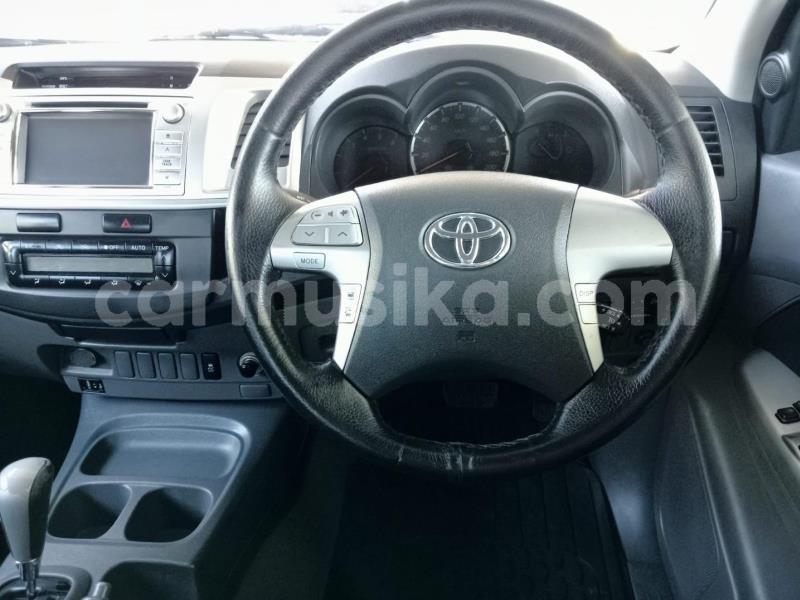 Big with watermark toyota hilux matabeleland south beitbridge 31176