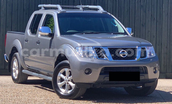 Acheter Occasion Voiture Nissan Navara Gris à Beitbridge, Matabeleland South