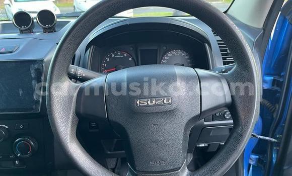 Buy Used Isuzu KB Blue Car in Beitbridge in Matabeleland South Buy Used Isuzu KB Blue Car in Beitbridge in Matabeleland South