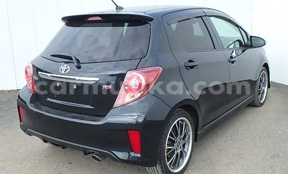 Acheter Occasion Voiture Toyota Vitz Noir à Beitbridge, Matabeleland South Acheter Occasion Voiture Toyota Vitz Noir à Beitbridge, Matabeleland South