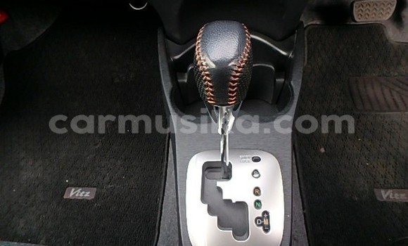 Acheter Occasion Voiture Toyota Vitz Noir à Beitbridge, Matabeleland South Acheter Occasion Voiture Toyota Vitz Noir à Beitbridge, Matabeleland South