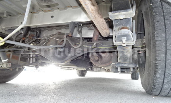 Buy Used Toyota Hiace Silver Car in Beitbridge in Matabeleland South Buy Used Toyota Hiace Silver Car in Beitbridge in Matabeleland South