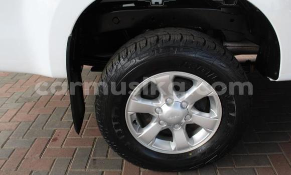 Acheter Occasion Voiture Isuzu KB Blanc à Beitbridge, Matabeleland South Acheter Occasion Voiture Isuzu KB Blanc à Beitbridge, Matabeleland South