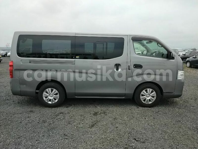 Big with watermark nissan caravan matabeleland south beitbridge 31204