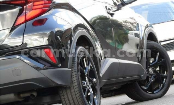 Acheter Occasion Voiture Toyota C-HR Noir à Avondale, Harare Acheter Occasion Voiture Toyota C-HR Noir à Avondale, Harare