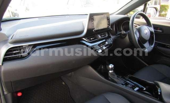 Acheter Occasion Voiture Toyota C-HR Noir à Avondale, Harare Acheter Occasion Voiture Toyota C-HR Noir à Avondale, Harare