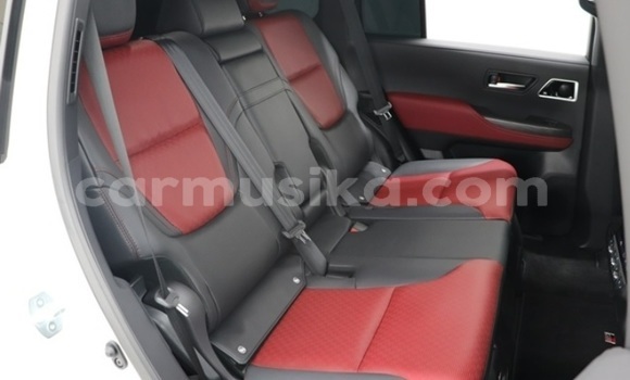 Acheter Occasion Voiture Toyota Land Cruiser Blanc à Belvédère, Harare Acheter Occasion Voiture Toyota Land Cruiser Blanc à Belvédère, Harare