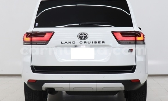 Acheter Occasion Voiture Toyota Land Cruiser Blanc à Belvédère, Harare Acheter Occasion Voiture Toyota Land Cruiser Blanc à Belvédère, Harare