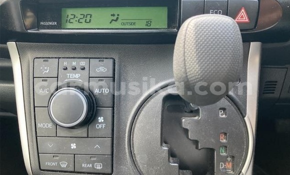 Buy Used Toyota Wish Silver Car in Beitbridge in Matabeleland South Buy Used Toyota Wish Silver Car in Beitbridge in Matabeleland South