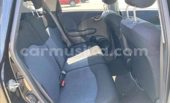 Nunua Ilio tumika Honda Fit Nyeusi Gari ndani ya Beitbridge nchini Matabeleland Kusini Nunua Ilio tumika Honda Fit Nyeusi Gari ndani ya Beitbridge nchini Matabeleland Kusini