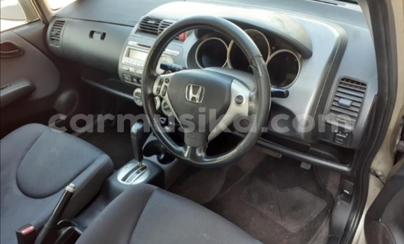 Acheter Occasion Voiture Honda Fit Marron à Beitbridge, Matabeleland South Acheter Occasion Voiture Honda Fit Marron à Beitbridge, Matabeleland South