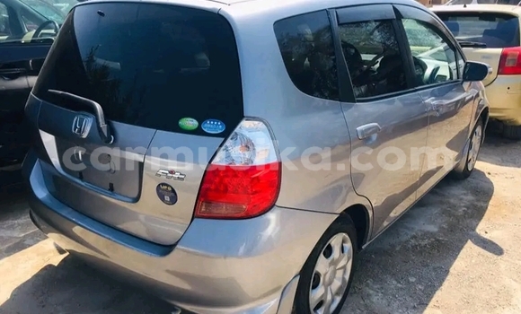 Acheter Occasion Voiture Honda Fit Gris à Beitbridge, Matabeleland South Acheter Occasion Voiture Honda Fit Gris à Beitbridge, Matabeleland South