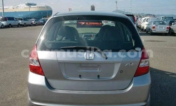 Acheter Occasion Voiture Honda Fit Gris à Beitbridge, Matabeleland South