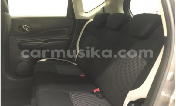 Acheter Occasion Voiture Nissan Note Gris à Beitbridge, Matabeleland South Acheter Occasion Voiture Nissan Note Gris à Beitbridge, Matabeleland South