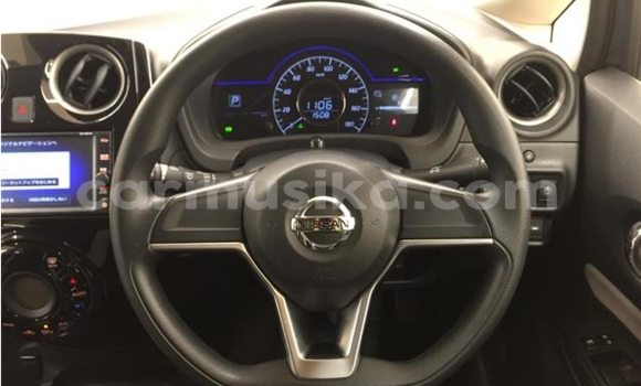 Acheter Occasion Voiture Nissan Note Gris à Beitbridge, Matabeleland South Acheter Occasion Voiture Nissan Note Gris à Beitbridge, Matabeleland South