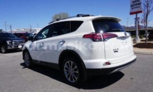 Buy Used Toyota RAV4 White Car in Glen Norah in Harare Buy Used Toyota RAV4 White Car in Glen Norah in Harare