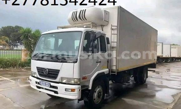 Tenga Tsaru Isuzu FTR 850 Chena Rori in Harare in Harare