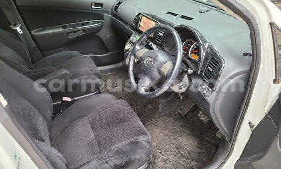 Acheter Occasion Voiture Toyota Wish Blanc à Beitbridge, Matabeleland South Acheter Occasion Voiture Toyota Wish Blanc à Beitbridge, Matabeleland South
