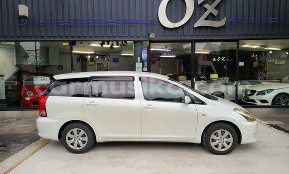 Acheter Occasion Voiture Toyota Wish Blanc à Beitbridge, Matabeleland South Acheter Occasion Voiture Toyota Wish Blanc à Beitbridge, Matabeleland South