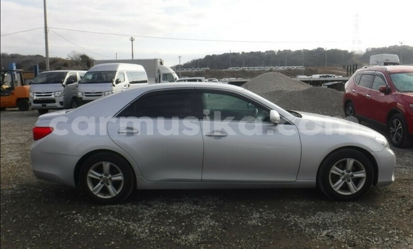 Nunua Ilio tumika Toyota Mark X Fedha Gari ndani ya Beitbridge nchini Matabeleland Kusini Nunua Ilio tumika Toyota Mark X Fedha Gari ndani ya Beitbridge nchini Matabeleland Kusini