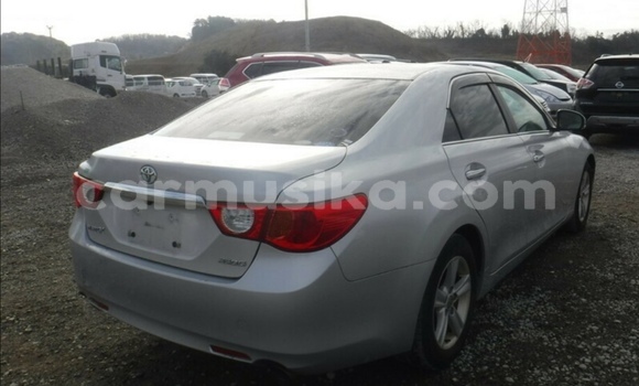 Nunua Ilio tumika Toyota Mark X Fedha Gari ndani ya Beitbridge nchini Matabeleland Kusini Nunua Ilio tumika Toyota Mark X Fedha Gari ndani ya Beitbridge nchini Matabeleland Kusini