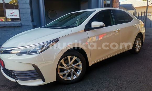 Nunua Ilio tumika Toyota Corolla Nyeupe Gari ndani ya Beitbridge nchini Matabeleland Kusini Nunua Ilio tumika Toyota Corolla Nyeupe Gari ndani ya Beitbridge nchini Matabeleland Kusini