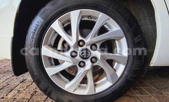 Nunua Ilio tumika Toyota Corolla Nyeupe Gari ndani ya Beitbridge nchini Matabeleland Kusini Nunua Ilio tumika Toyota Corolla Nyeupe Gari ndani ya Beitbridge nchini Matabeleland Kusini