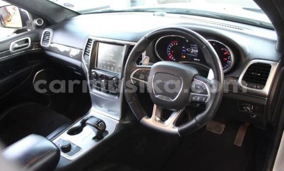 Tenga Tsaru Jeep Cherokee Chena Mota in Beitbridge in Matabeleland South Tenga Tsaru Jeep Cherokee Chena Mota in Beitbridge in Matabeleland South