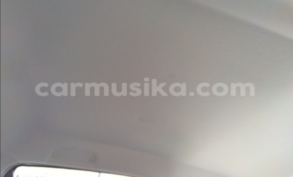 Acheter Occasion Voiture Toyota Vitz Gris à Beitbridge, Matabeleland South Acheter Occasion Voiture Toyota Vitz Gris à Beitbridge, Matabeleland South