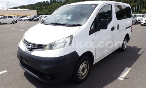 Acheter Occasion Voiture Nissan NV200 Blanc à Beitbridge, Matabeleland South Acheter Occasion Voiture Nissan NV200 Blanc à Beitbridge, Matabeleland South