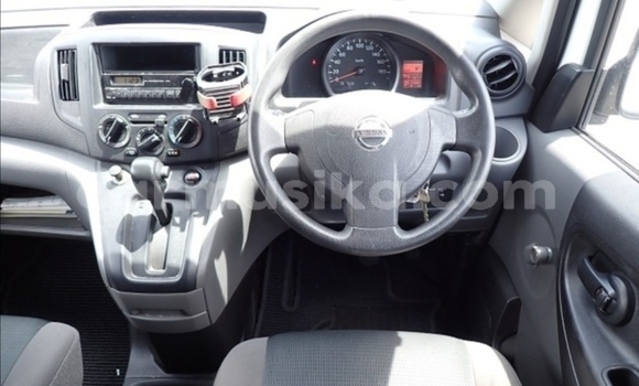 Acheter Occasion Voiture Nissan NV200 Blanc à Beitbridge, Matabeleland South Acheter Occasion Voiture Nissan NV200 Blanc à Beitbridge, Matabeleland South