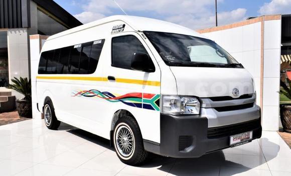 Acheter Occasion Voiture Toyota Sprinter Blanc à Beitbridge, Matabeleland South Acheter Occasion Voiture Toyota Sprinter Blanc à Beitbridge, Matabeleland South