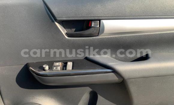 Acheter Occasion Voiture Toyota Hilux Gris à Beitbridge, Matabeleland South Acheter Occasion Voiture Toyota Hilux Gris à Beitbridge, Matabeleland South