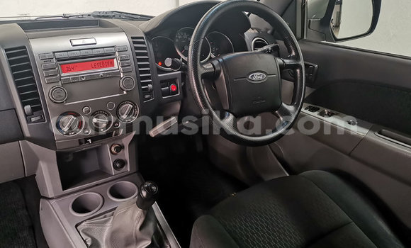 Buy Used Ford Ranger Silver Car in Beitbridge in Matabeleland South Buy Used Ford Ranger Silver Car in Beitbridge in Matabeleland South