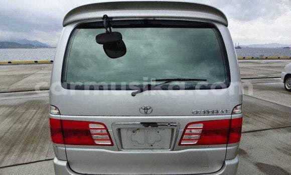 Acheter Occasion Voiture Toyota Granvia Gris à Beitbridge, Matabeleland South Acheter Occasion Voiture Toyota Granvia Gris à Beitbridge, Matabeleland South