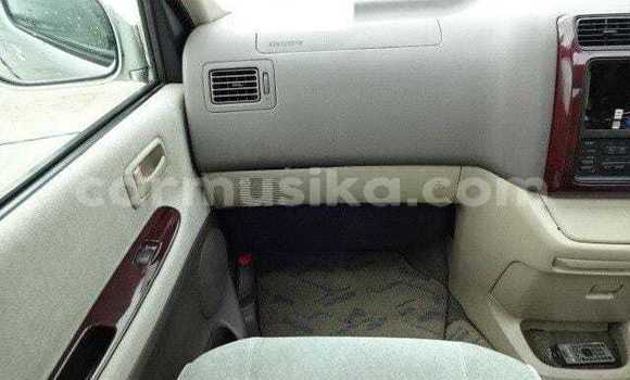 Acheter Occasion Voiture Toyota Granvia Gris à Beitbridge, Matabeleland South Acheter Occasion Voiture Toyota Granvia Gris à Beitbridge, Matabeleland South