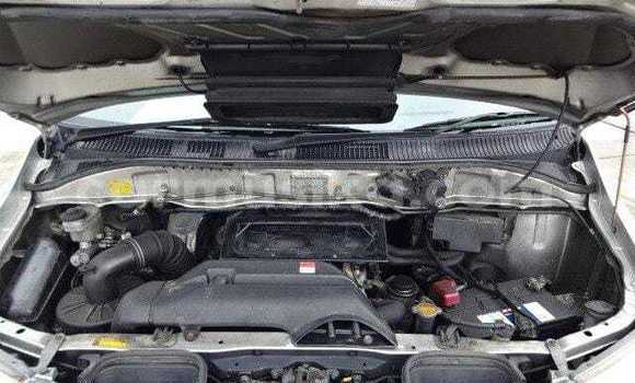 Acheter Occasion Voiture Toyota Granvia Gris à Beitbridge, Matabeleland South Acheter Occasion Voiture Toyota Granvia Gris à Beitbridge, Matabeleland South